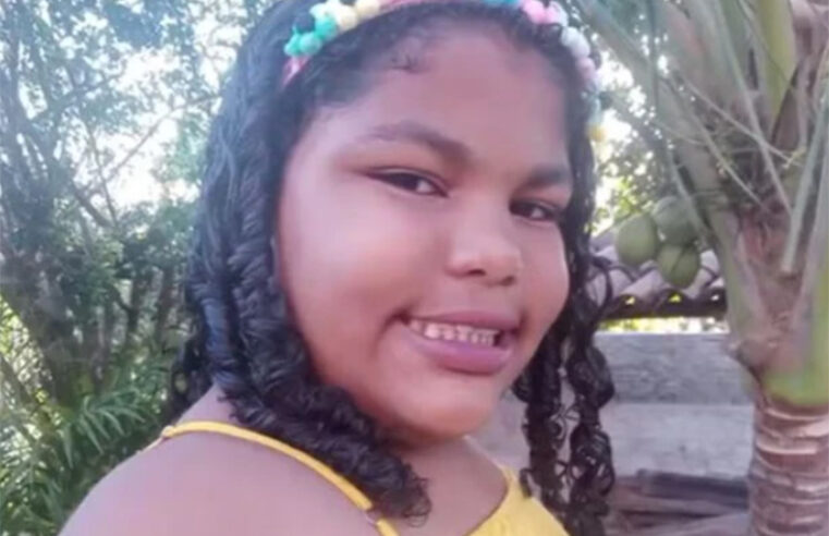 Menina de 11 anos morre após inalar desodorante aerossol em desafio de internet