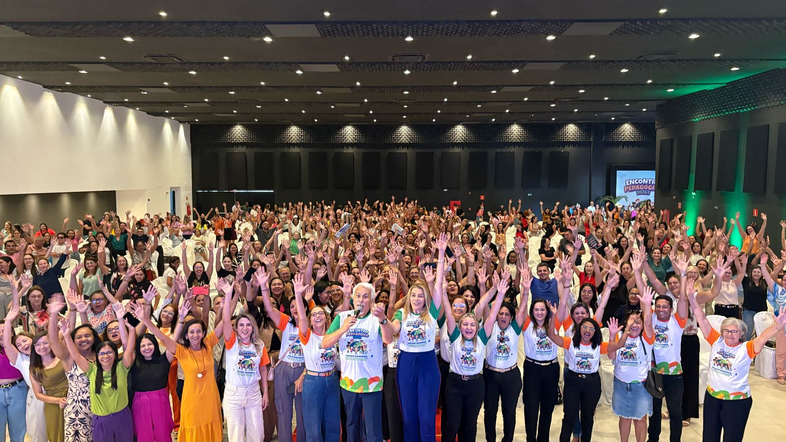 Encontro Pedagógico reúne educadores para discutir inovação, ensino em tempo integral e equidade na educação de Picos