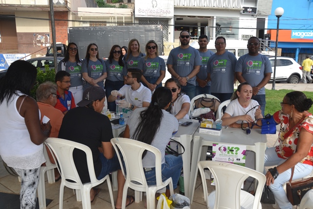 Dia Mundial do Rim é celebrado em Picos com triagem de saúde e prevenção em praça pública