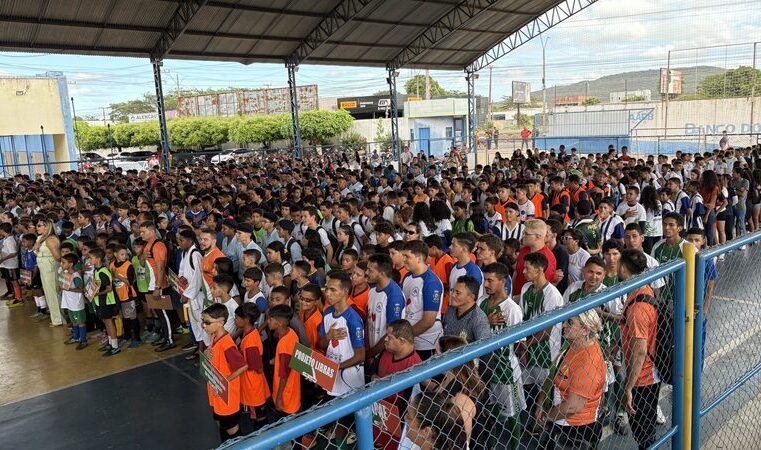 Escolas municipais, particulares e especiais participam de cerimônia de abertura dos JEMP